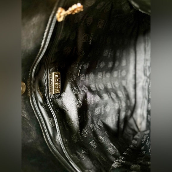 LOEWE Leather and Leopard Print Tote with Black Handles - Picture 3 of 8